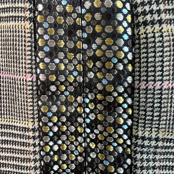 Karen Millen Houndstooth pencil skirt with bronze hardware - Picture 7 of 7